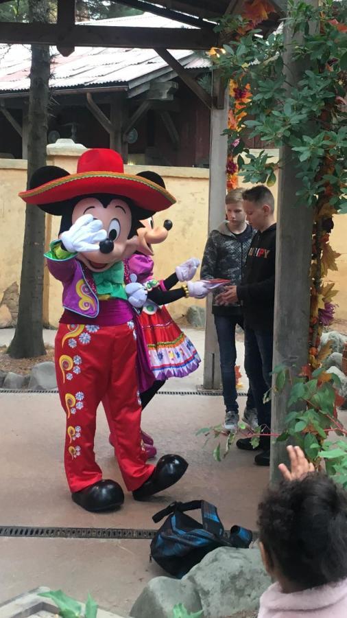 F&B'S Garden 10 Min Disneyland Paris Montry Zewnętrze zdjęcie